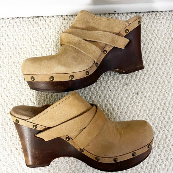 Ugg Heels Size 8 - Picture 3 of 6